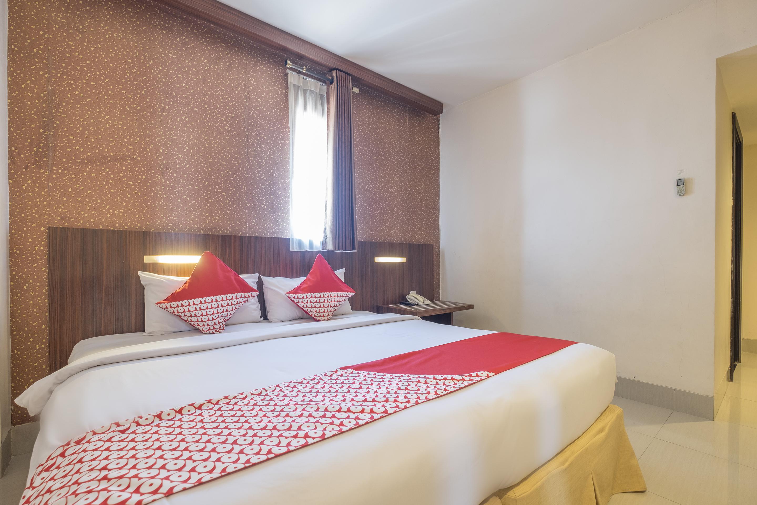 Collection O 1279 Hotel Grand Celino Makassar Kültér fotó