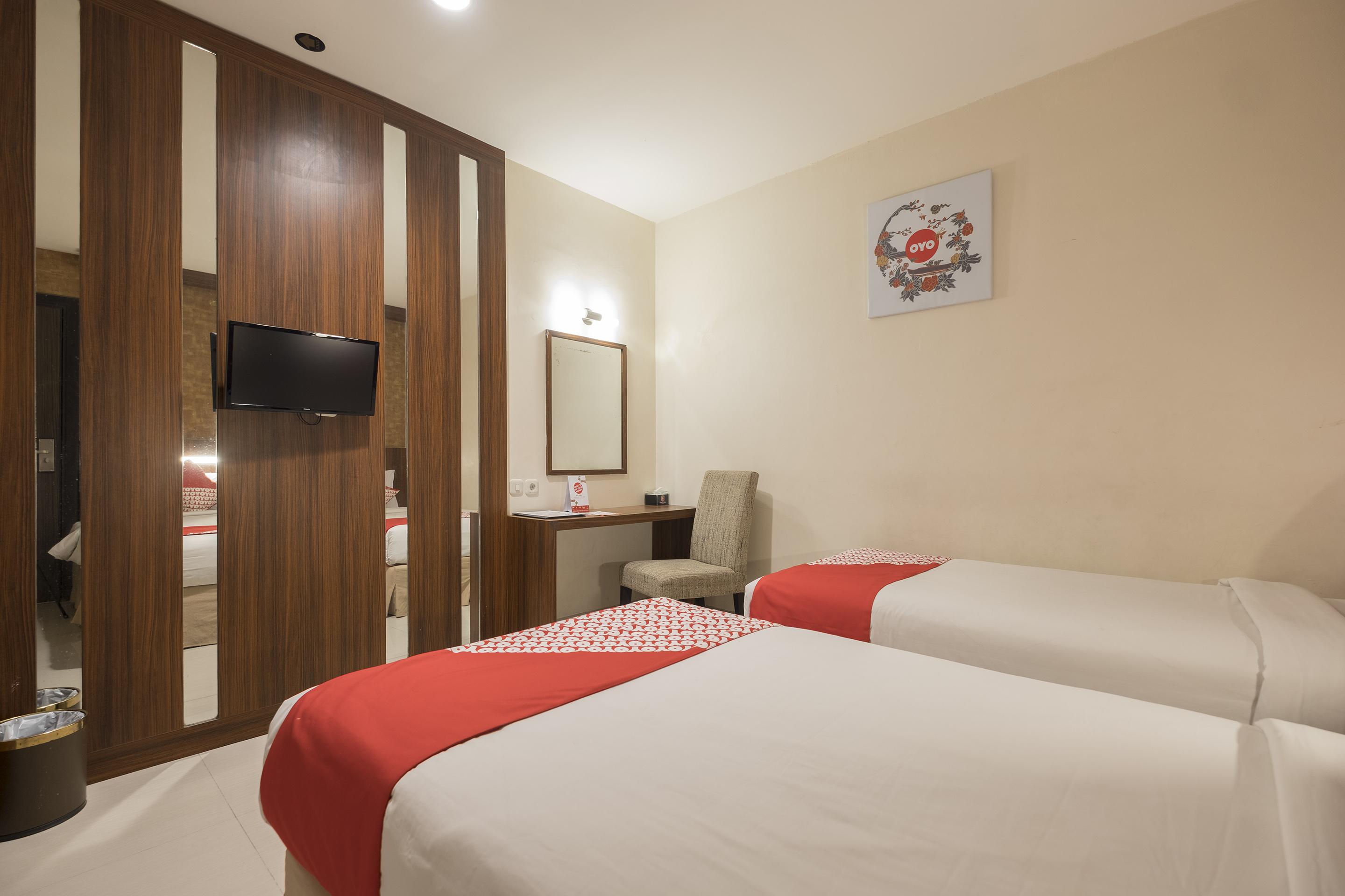 Collection O 1279 Hotel Grand Celino Makassar Kültér fotó