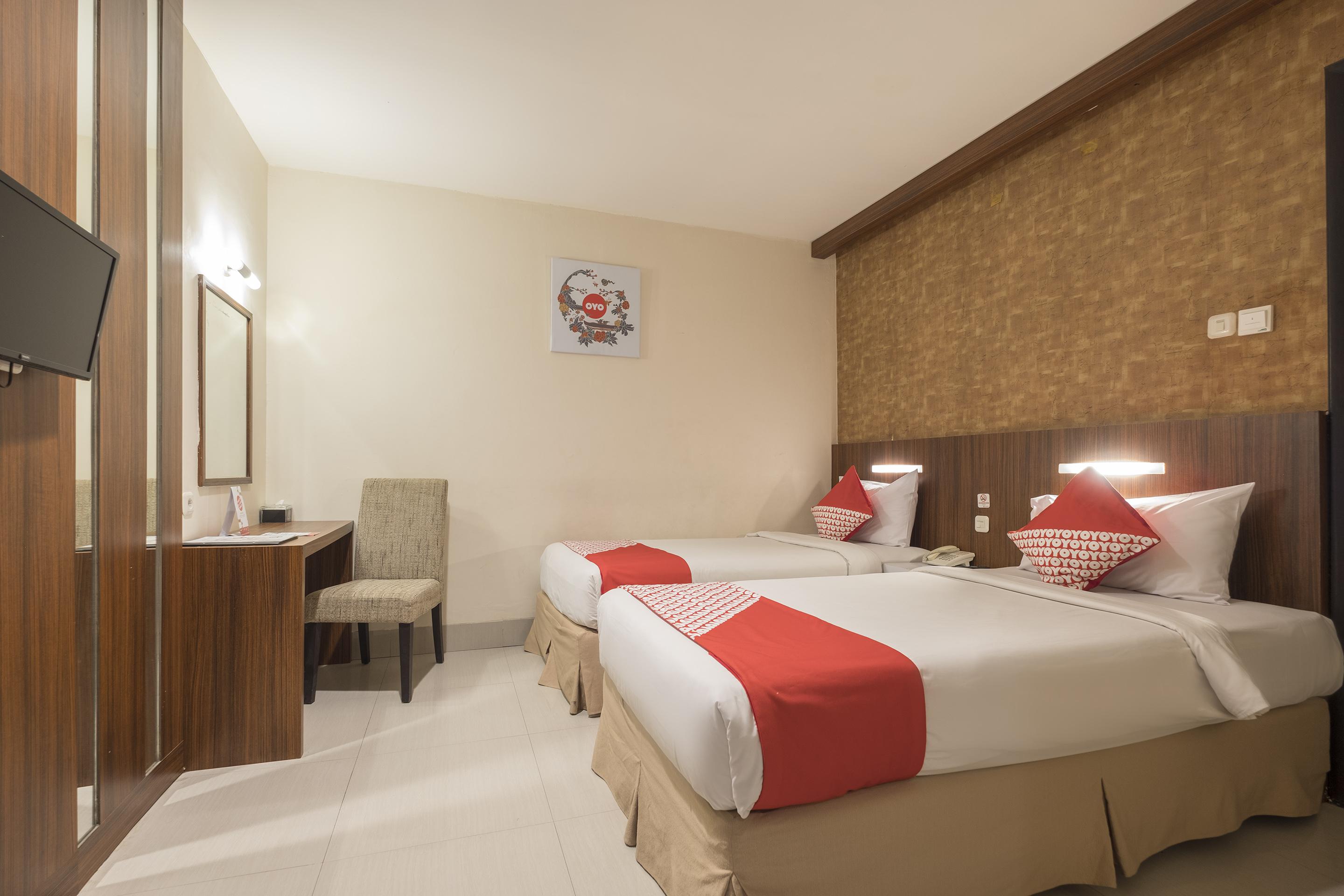 Collection O 1279 Hotel Grand Celino Makassar Kültér fotó