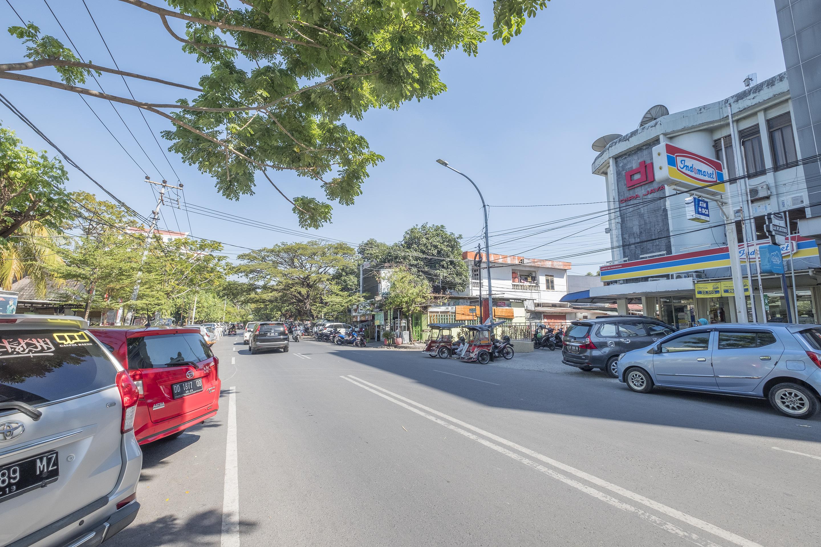 Collection O 1279 Hotel Grand Celino Makassar Kültér fotó